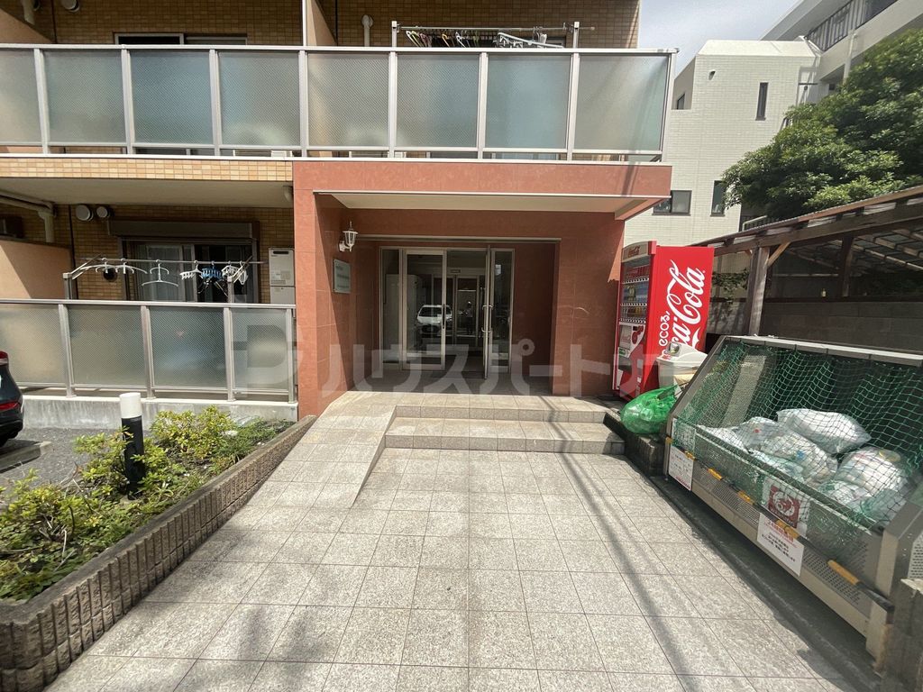 アメティスタ本中山の外観写真