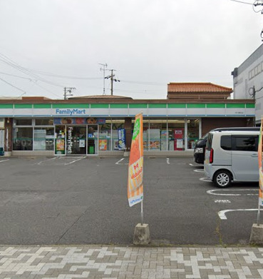 コンビニ　ファミリーマート 中川野田店（コンビニ）まで443m