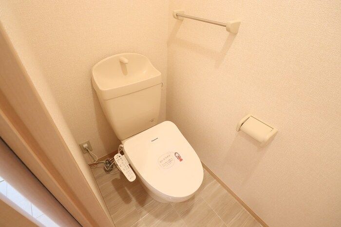 トイレ　トイレもきれいです