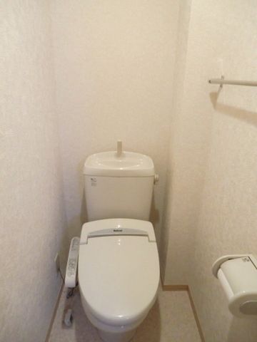トイレ　ウォシュレット完備