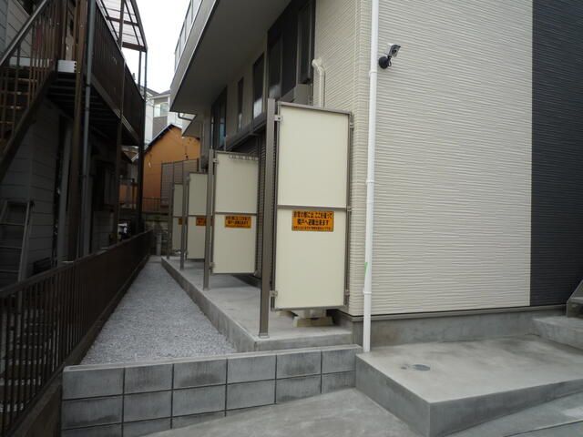 京急本線 黄金町駅 徒歩13分 2階建 築7年の外観写真