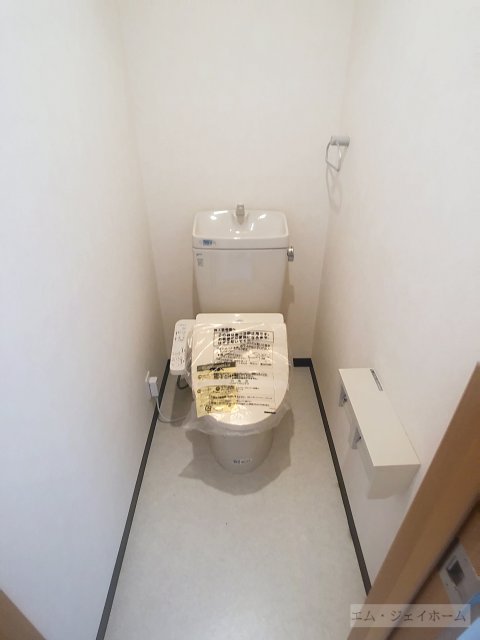 ＪＲ北陸本線 長浜駅 徒歩34分 3階建 築19年のトイレ写真