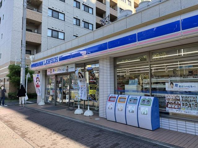 コンビニ　ローソンストア１００（コンビニ）まで402m