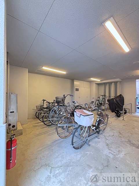 その他共有部分　屋根付き駐輪場が嬉しいです♪♪