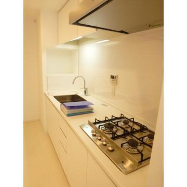 キッチン　※写真は同タイプ住戸です。