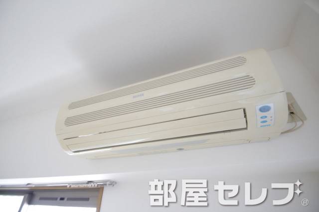 その他設備　冷暖房エアコン。