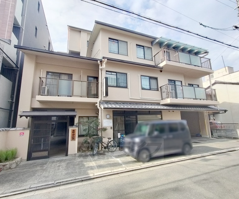 玉屋・山三小路の外観写真