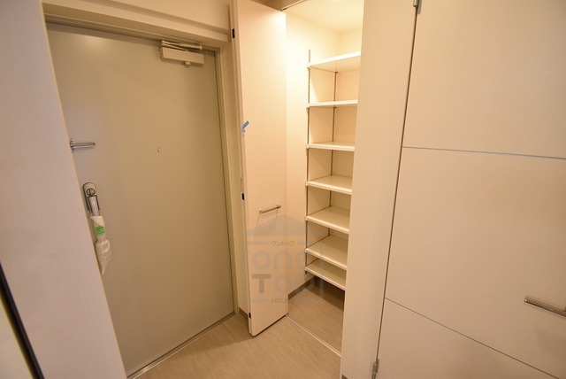 エリタージュ江坂の玄関写真