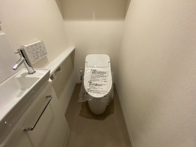 トイレ　清潔感のあるトイレです
