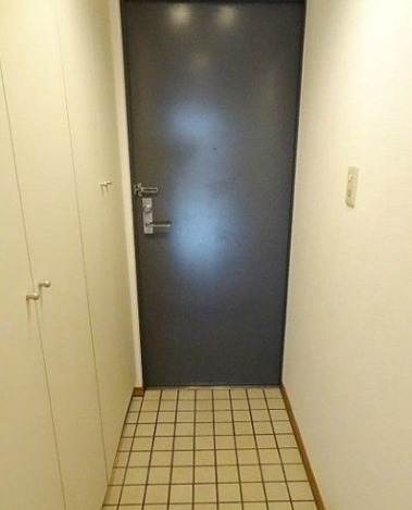 東急田園都市線 三軒茶屋駅 徒歩1分 14階建 築29年の玄関写真