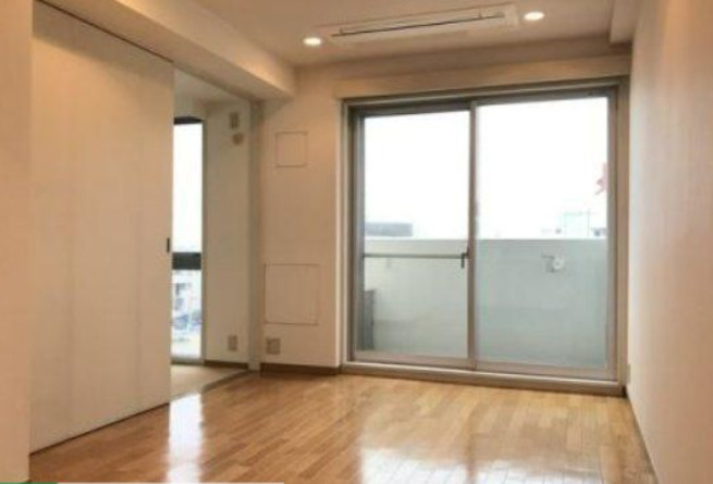 東急田園都市線 三軒茶屋駅 徒歩1分 14階建 築29年の居間写真