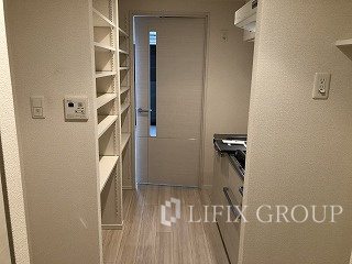 プレール・ドゥーク高円寺IIの玄関写真
