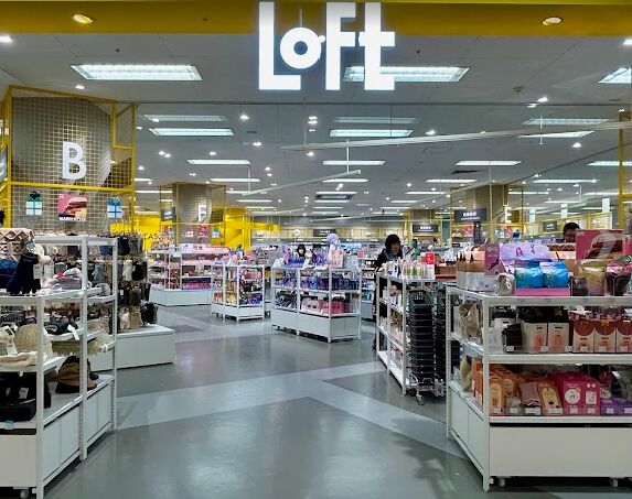 ホームセンター　ロフト幕張店（ホームセンター）まで1816m