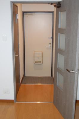 ロイヤル神屋の玄関写真
