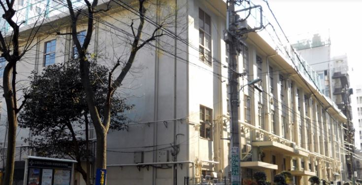 小学校　中央区立阪本小学校（小学校）まで208m