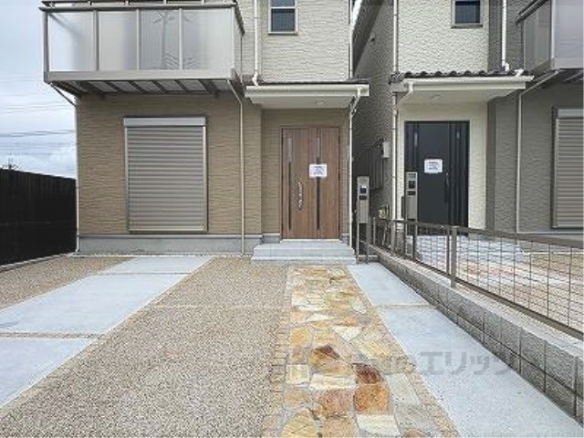 阪急京都線 西山天王山駅 徒歩12分 2階建 築1年の外観写真