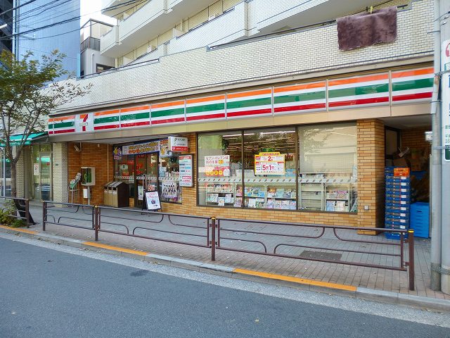 コンビニ　セブンイレブン浅草千束店（コンビニ）まで83m