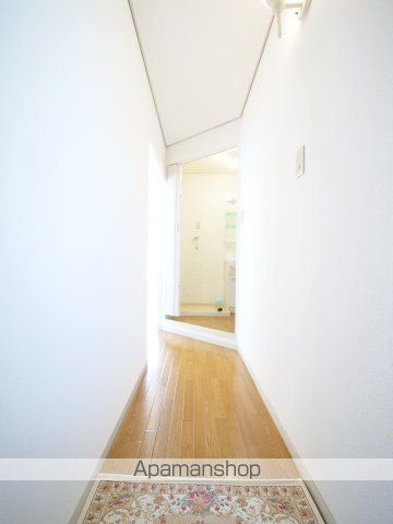 ガーデンヒルズ岡山C棟の玄関写真