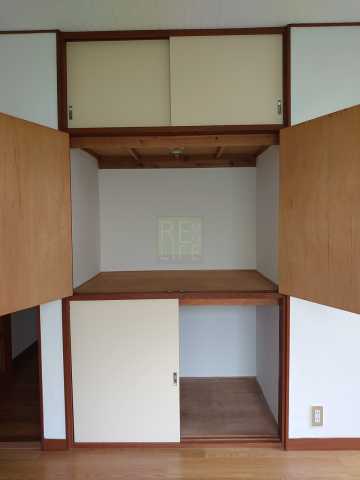 収納　ハイフラット赤堤