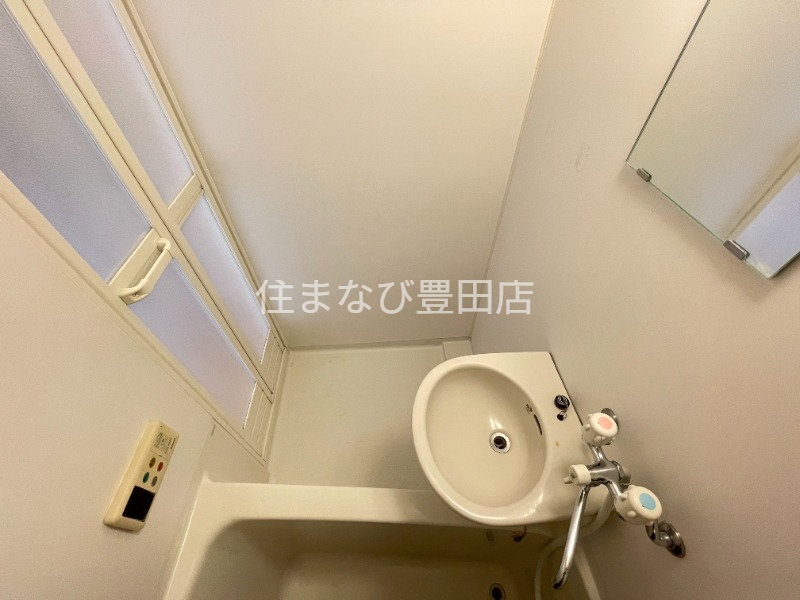 洗面設備　同型タイプ