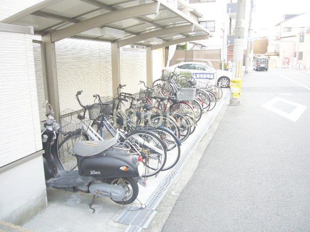 駐車場　駐輪場