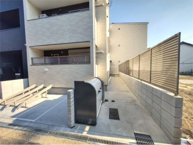 エントランス　CASA CALMA野田