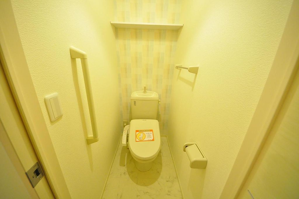 サニークロスZのトイレ写真