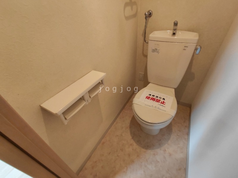 トイレ　当社サービスセンターで温水洗浄便座の設置承ります★