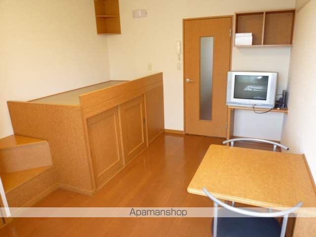 レオパレスエクセレント鹿嶋Aの居間写真