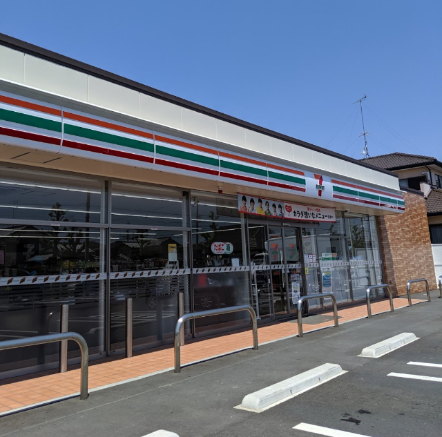 コンビニ　セブンイレブン浜松安松町店（コンビニ）まで422m