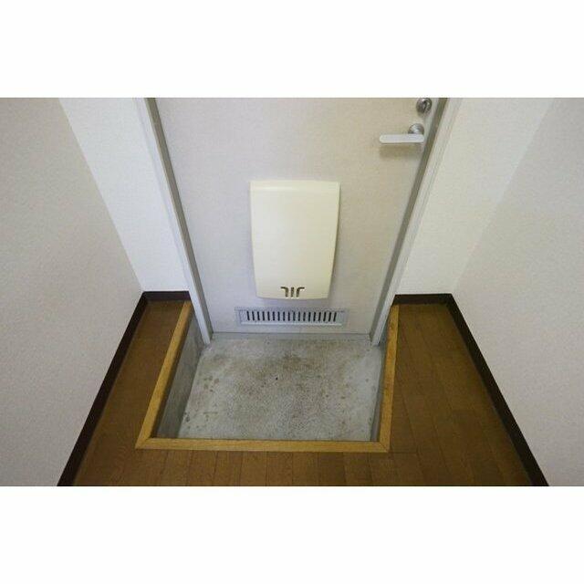 玄関　別部屋の写真
