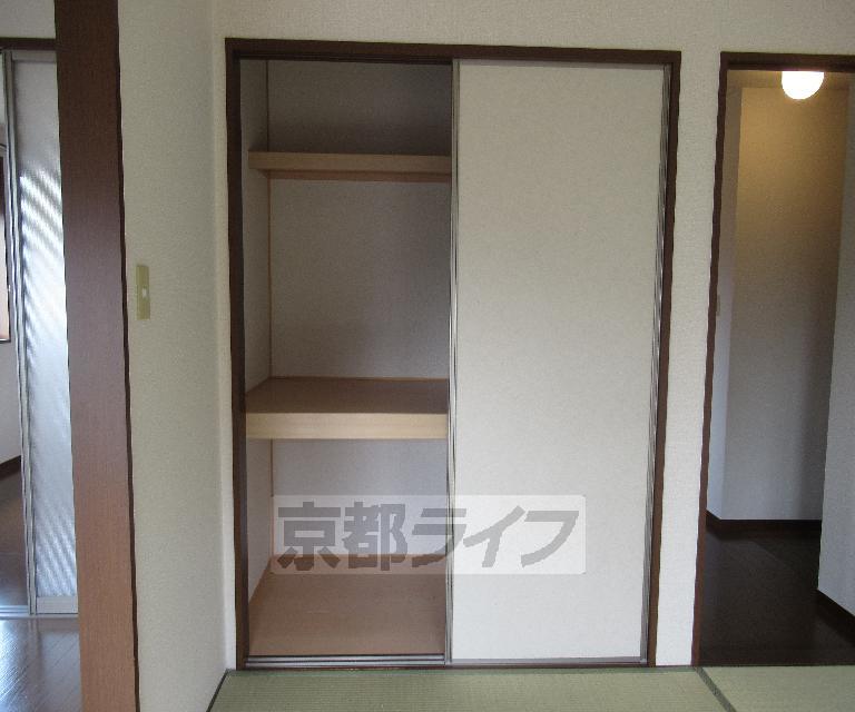 エトワール祝園 A棟の内装写真
