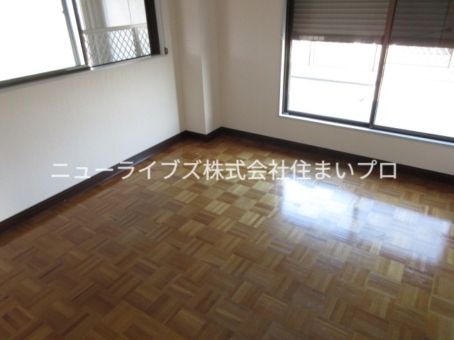 京阪本線 萱島駅 徒歩33分 4階建 築36年の内装写真