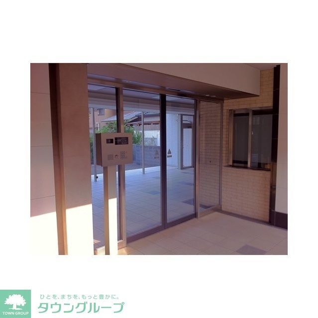 コンフォリア谷塚の外観写真