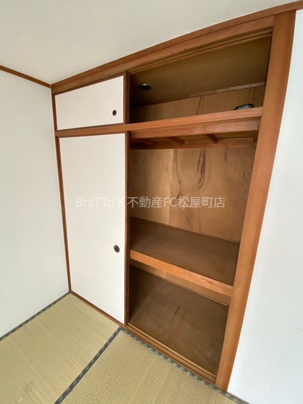 収納　収納（押入れ）