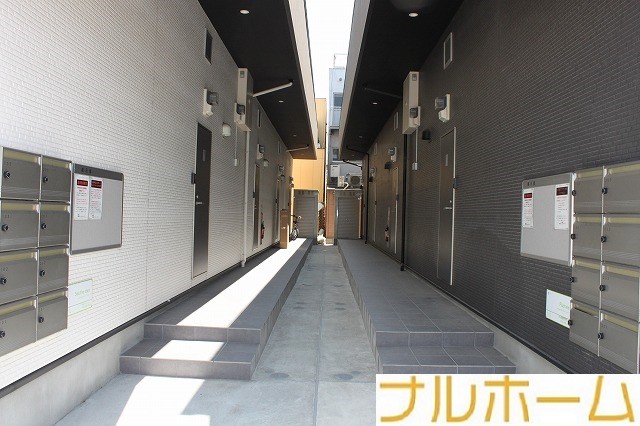 地下鉄千日前線 南巽駅 徒歩7分 2階建 築10年の外観写真