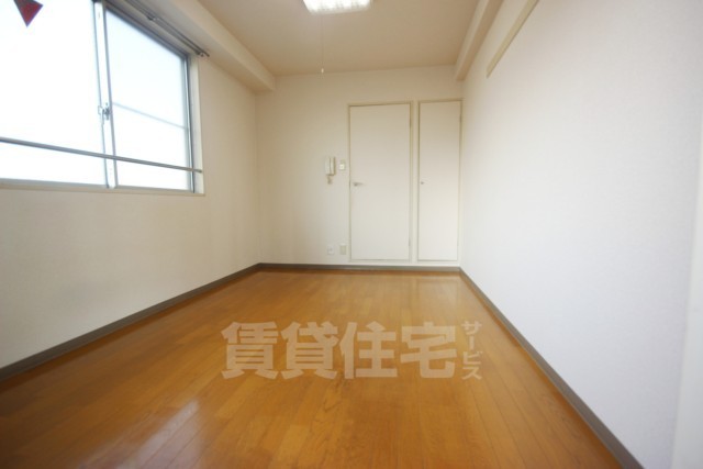 K’sマンションの居間写真