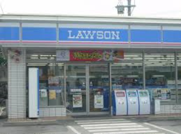 コンビニ　ローソン 浦添西原店（コンビニ）まで1032m