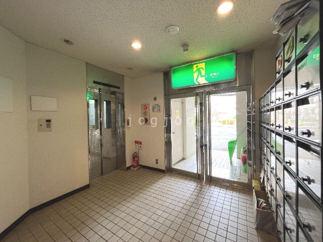 ロビー