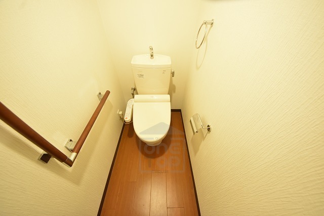 ベルメゾン千里中央のトイレ写真