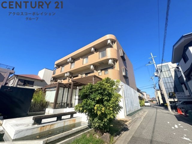 建物外観　モニター付オートロック完備で安心です