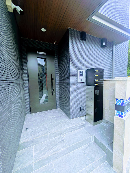 相鉄本線 西横浜駅 徒歩8分 3階建 築1年の外観写真