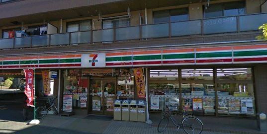 コンビニ　セブンイレブン（コンビニ）まで400m