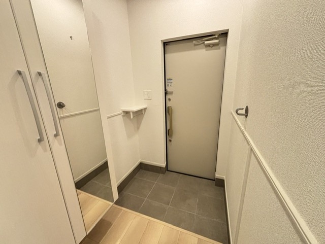 玄関　別部屋写真