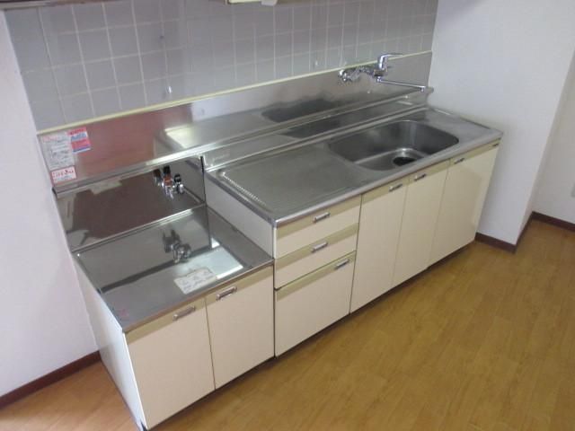 キッチン　★お部屋探しは株式会社タウンハウジング東京まで★