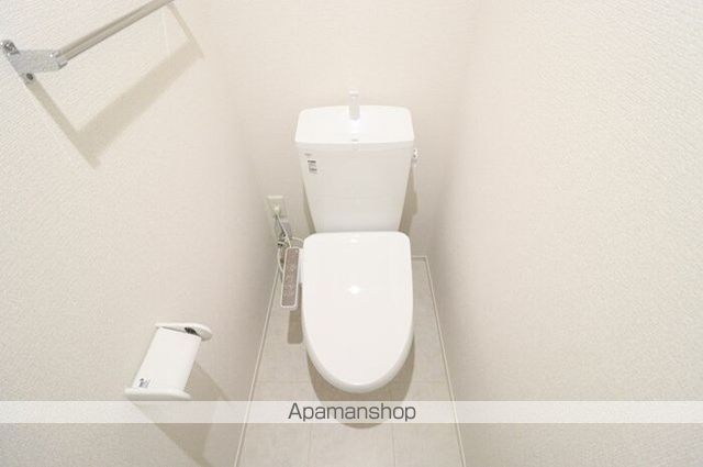 コンドミーニョ ジャルディーニのトイレ写真