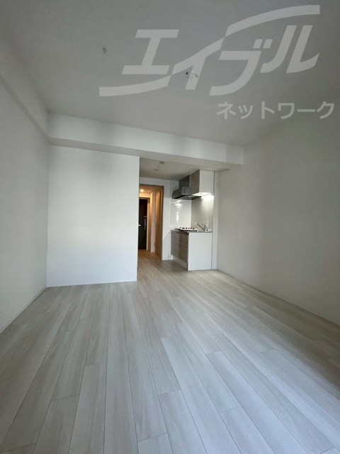Alivis緑橋の居間写真