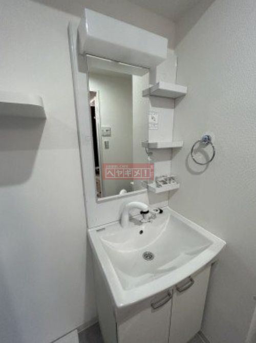 洗面設備　同建物参考写真