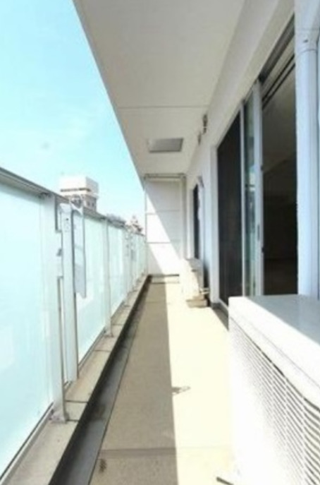 バルコニー　※別部屋参考写真となります。