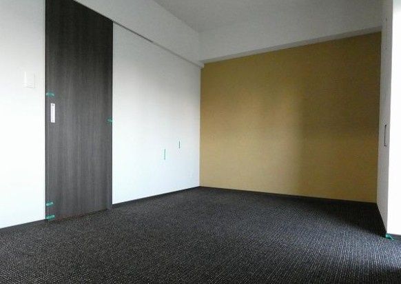 その他部屋・スペース　落ち着いて過ごせるお部屋なので、寝室にいかがでしょうか